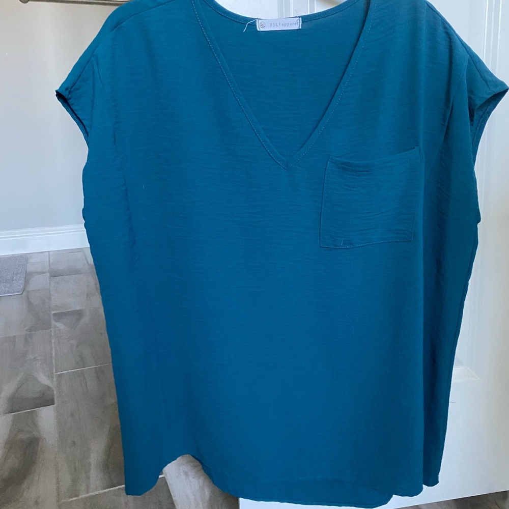 FSL Apparel flowy blouse
